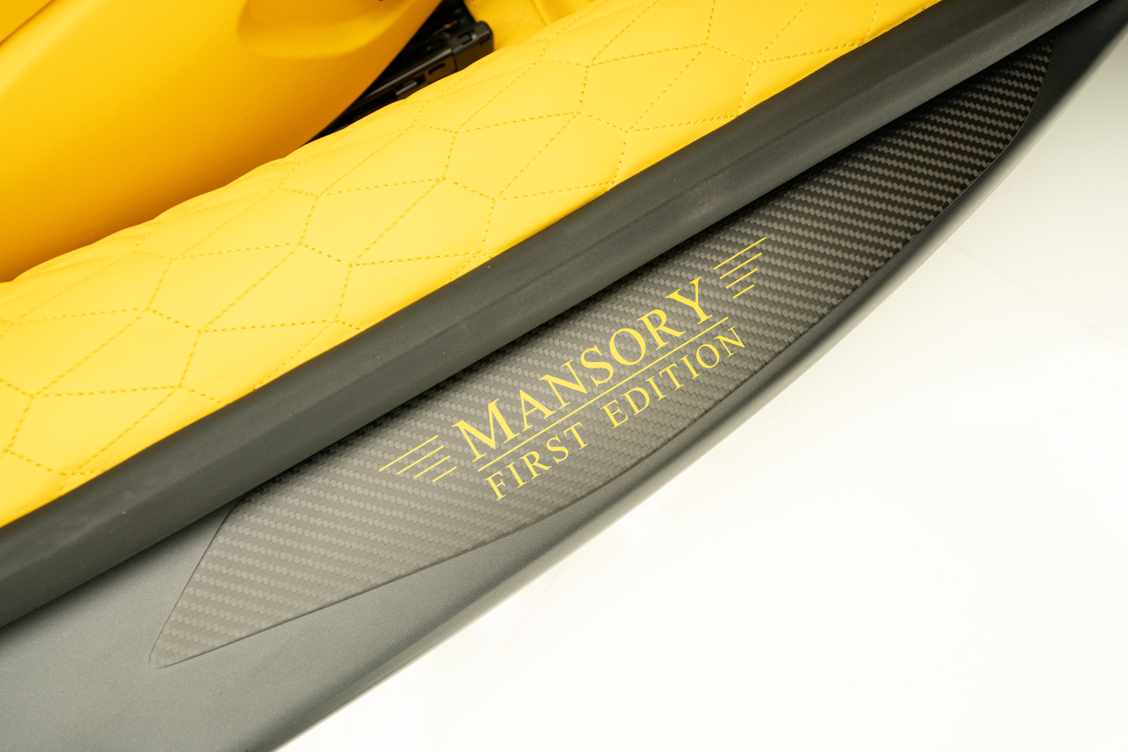 SMALL_MANSORY Maserati MC20 First Edition 18